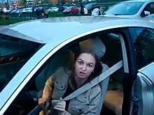 «Я смогла заработать на нормальную тачку» - девушка на BMW закатила истерику на дороге