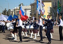 В первомайском шествии приняли участие около 15,5 тысячи ангарчан