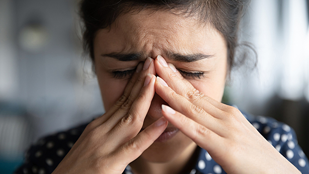 Все в шоке, а вы в слезах: что делать, если не сдержали эмоций на работе