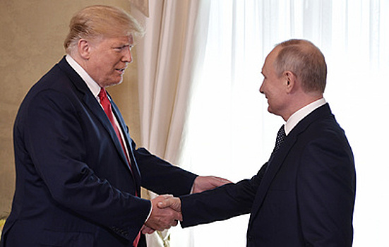 Трамп хотел публично объявить о приглашении Путина в США