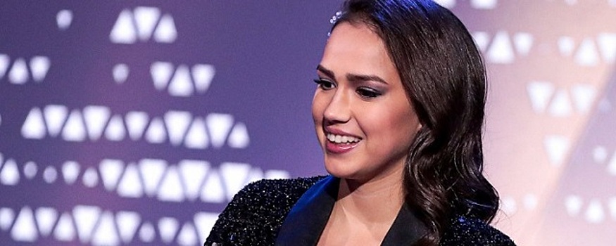 Фигуристка Загитова попала в ДТП на такси, пока искала свой эвакуированный автомобиль