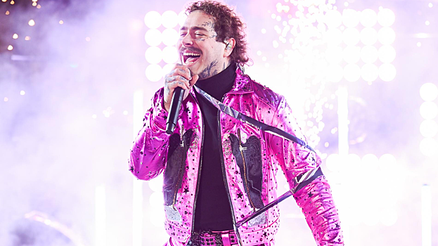 Post Malone внезапно упал со сцены во время концерта: видео