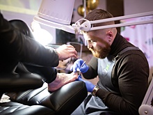 Мужчины-мастера маникюра ответили Хамзаеву на слова о «женских» профессиях