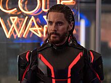 Появился стильный постер фильма «Трон: Арес»