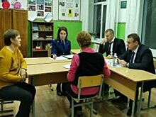 Жители Бердянки пожаловались Дмитрию Кулагину на дороги и коммуникации