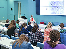 Педагог школы № 2033 представит Москву на всероссийском конкурсе учителей в сентябре