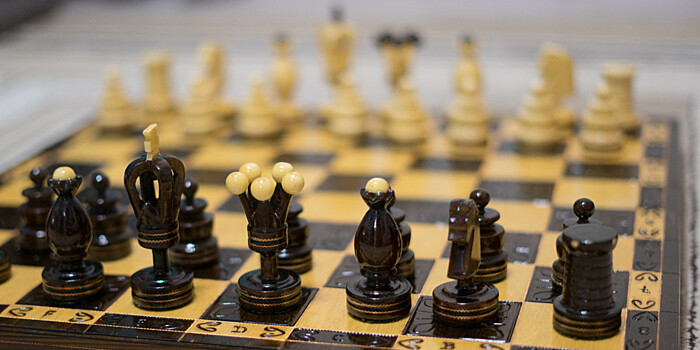 Дубов обыграл Карлсена в четвертьфинале шахматного онлайн-турнира