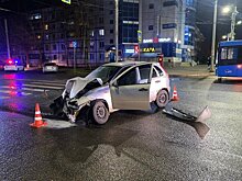 Молодая кировчанка получила травмы в ДТП с автобусом на Строителей