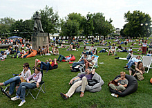 Укулеле-концерт, экскурсии и кинопоказ пройдут 14 июля в честь 25-летия «Музеона» в Парке Горького