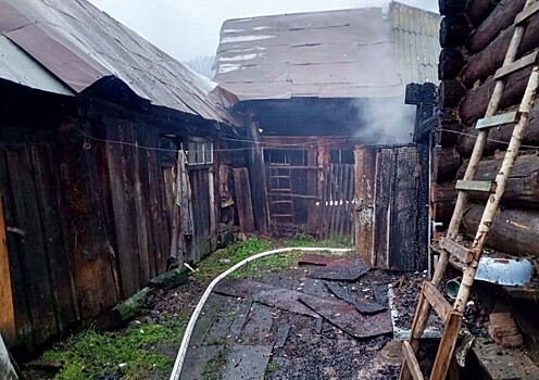 Тела двоих мужчин нашли на пепелище частного дома в Башкирии