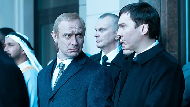 Что известно о фильме «Кремлёвский волшебник» с Джудом Лоу в роли Путина