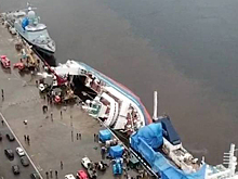 Водолазы нашли тело второго погибшего при опрокидывании судна в Ленобласти