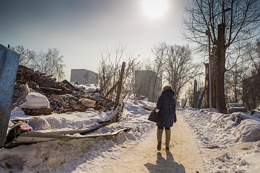 Фундамент остался: мэрия Новосибирска объяснила снос дома, которого нет