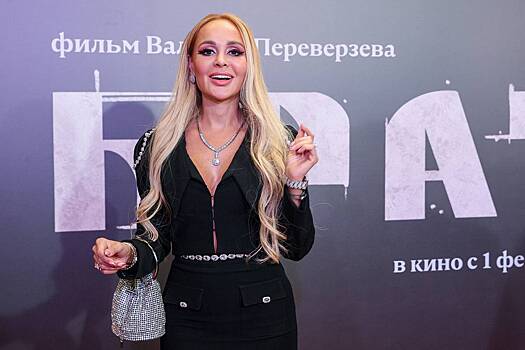 Певица Калашникова пожаловалась на проблемных арендаторов