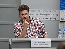 Протасевича и Сапегу перевели под домашний арест