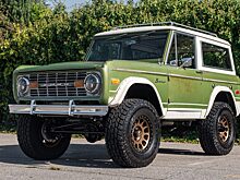  		 			Отреставрированный Ford Bronco 1975 года укомплектовали мотором Coyote V8 и АКПП 		 	
