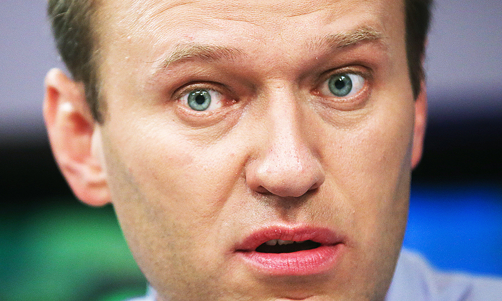 Навальный выплатил штраф по делу о клевете на ветерана
