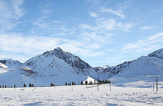 Приватное катание: в США лыжники-миллионеры снимают в аренду горы