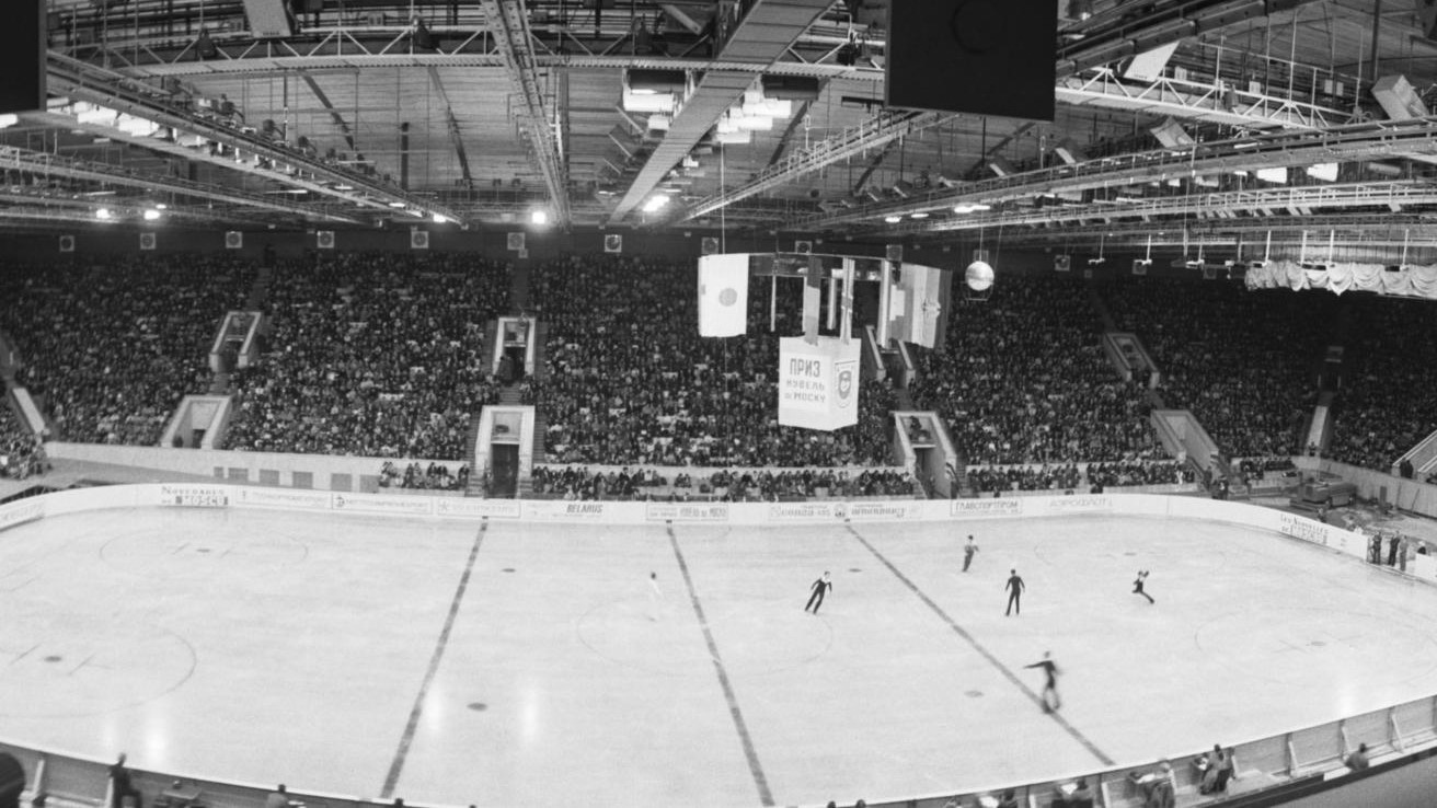 Двукратная чемпионка СССР по фигурному катанию Беленькая скончалась в возрасте 94 лет.