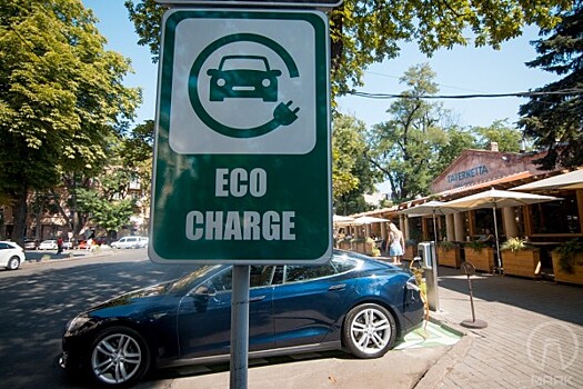 Около 40 станций для электромобилей появятся в Подмосковье
