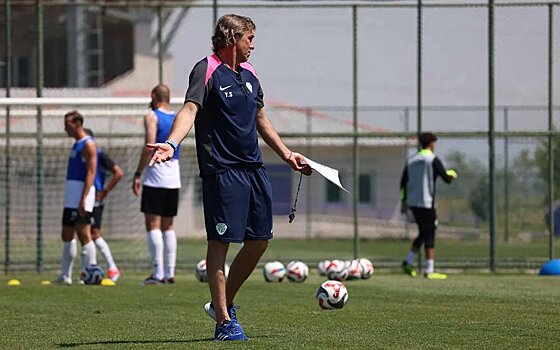 «Химки» переехали в Турцию. Юрану опять не платят, Садыгов не при делах