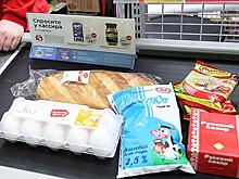 «Наступая на яйца»: Кабмину предложили ограничить цены на основные продукты питания