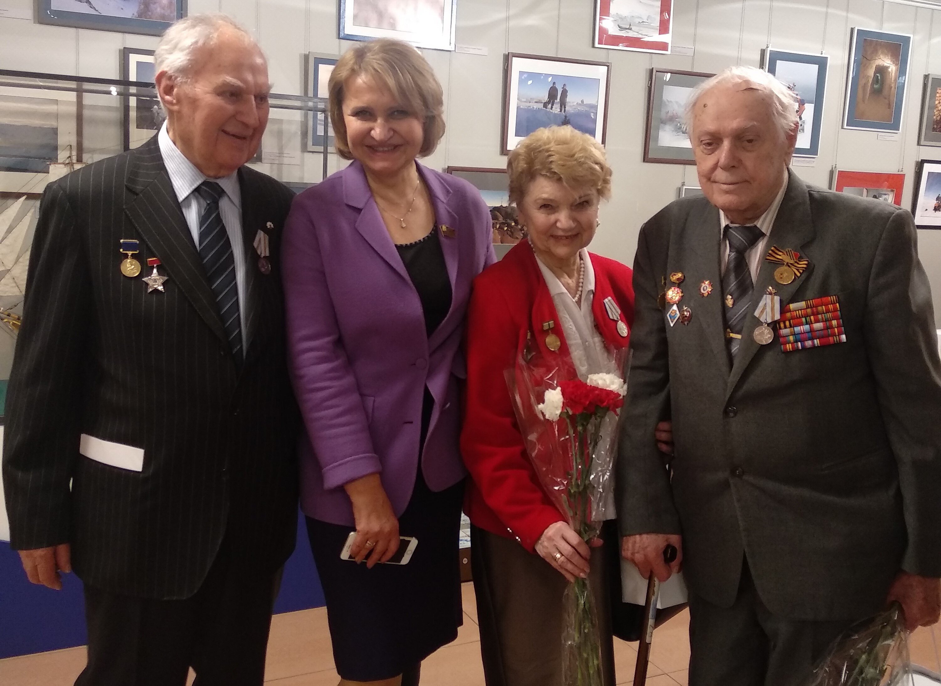 Ветеранов Северного Бутова наградили юбилейными медалями