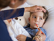 «Многие делают ошибки». Врач рассказала, как правильно принимать антибиотики