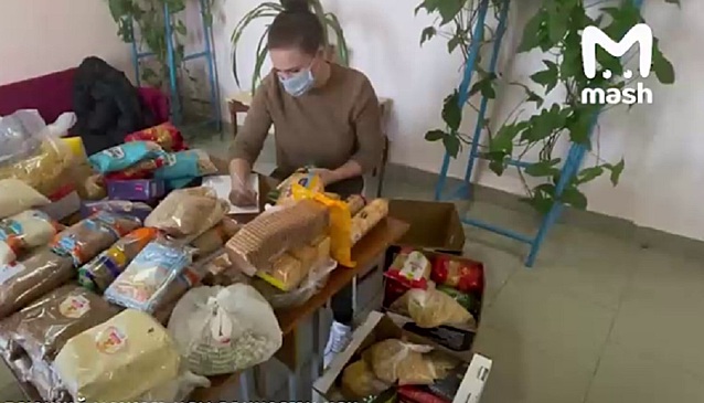 &laquo;Бабулечка приехала в тапках и халате&raquo;: как на Дону встречают беженцев