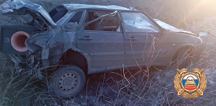 На трассе Уфа-Оренбург перевернулся «ВАЗ», пострадала 14-летняя девочка