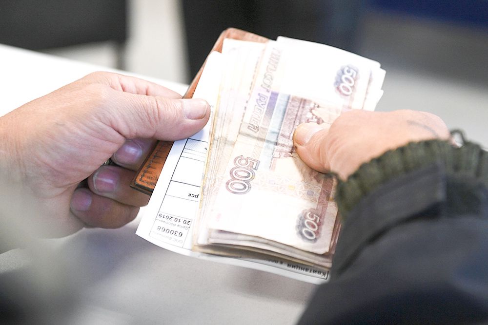 В банке на Урале спасли деньги клиентки