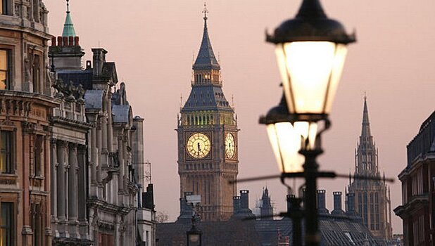 Двое грабителей похитили в Лондоне часы на 40 тысяч фунтов