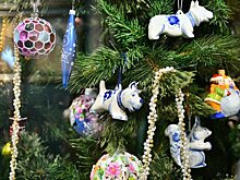 Елку, посвященную памятникам архитектуры, установили на "Новокузнецкой"