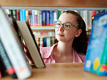 Мария Захарова назвала Коран и Библию в числе обязательных к прочтению книг