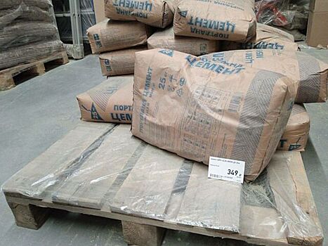Алиханов проверил цемент в калининградских торговых сетях