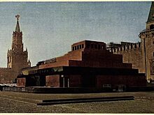 Красная площадь: как Мавзолей поглотил своих предшественников