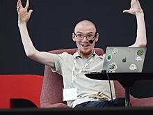 Юрий Дудь раздал три миллиона социальным проектам