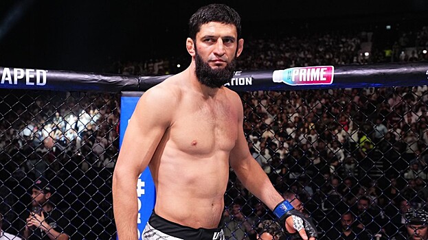 Чимаев поборолся с Джоном Джонсом в Чечне