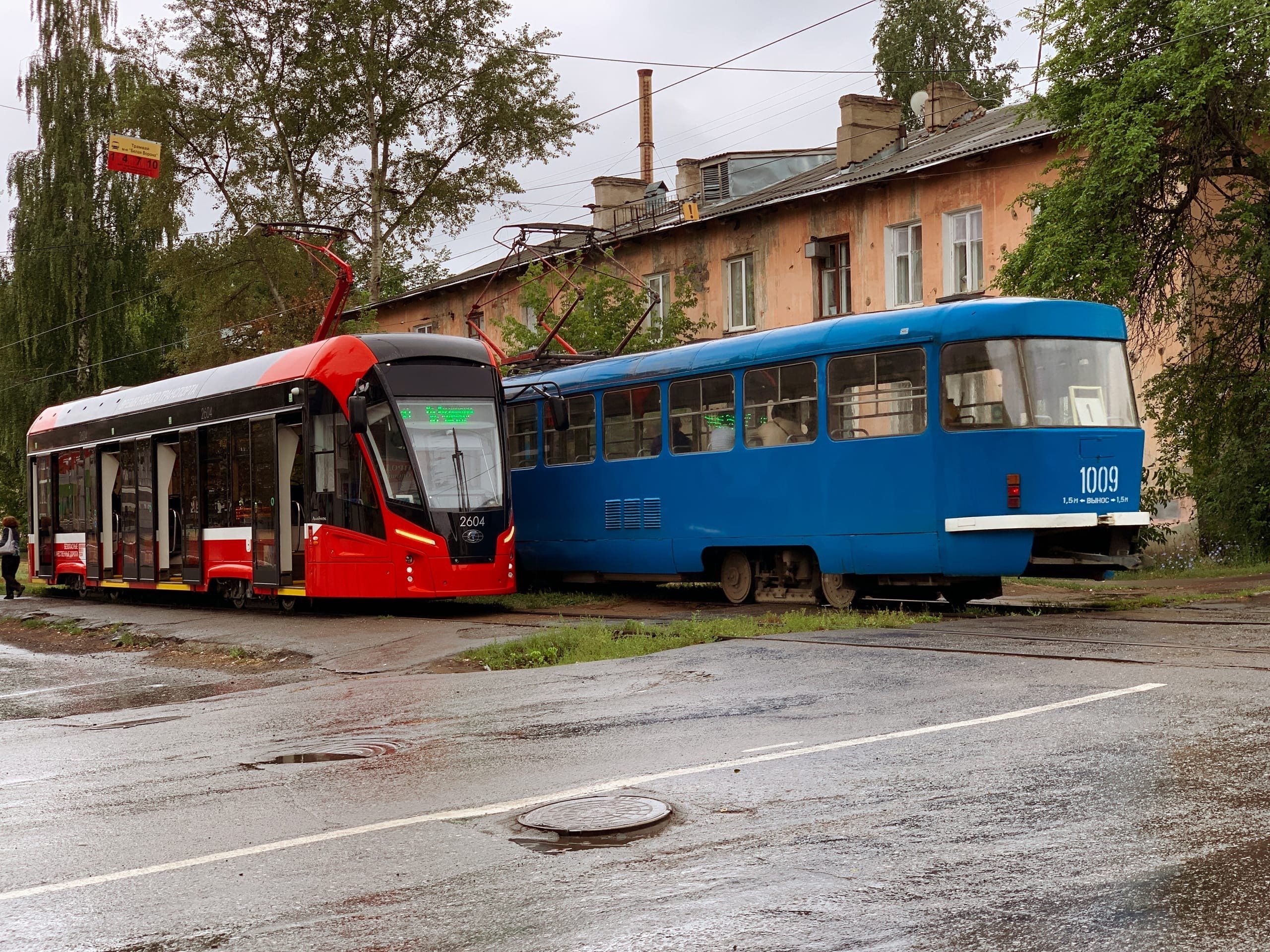 Трамваи №1 и №10 перенаправили на другие улицы Ижевска из-за ремонта путей