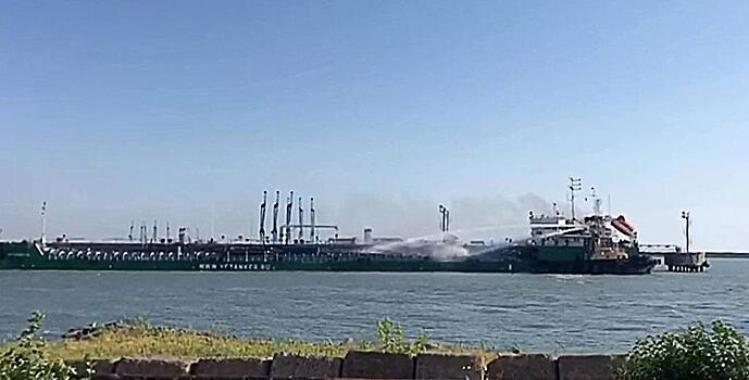 Чем грозит взрыв танкера в порту Махачкалы