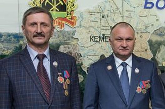 Кузбасские врачи получили государственные награды