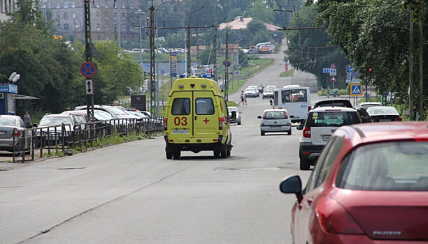 Медики скорой помощи Петрозаводска пожаловались на нехватку персонала