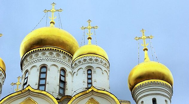 Почему в России купола кроют золотом?