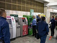 Что делать, если нашел банковскую карту: советы юриста