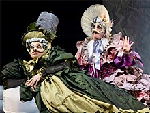 Танец Чичиковых в Вахтанговском театре