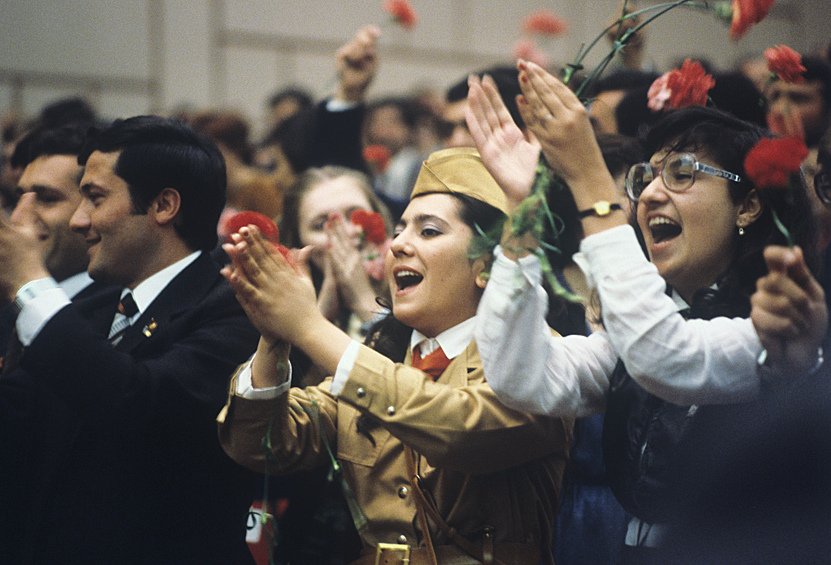 Во время открытия съезда ВЛКСМ, 1982 год