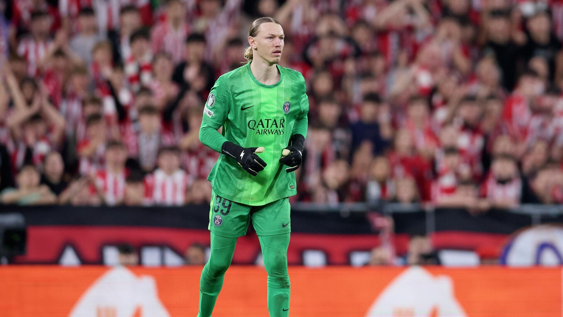 Бывший тренер вратарей "Челси" Лоличон о Сафонове: "Хороший вратарь, но игра в воздухе - не его сильная сторона. "Ливерпуль" будет атаковать прострелами"