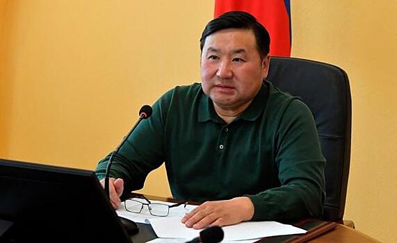 Стало известно, сколько заработал врио главы Тувы за прошлый год