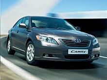 В Сети назвали плюсы Toyota Camry XV40 и XV50