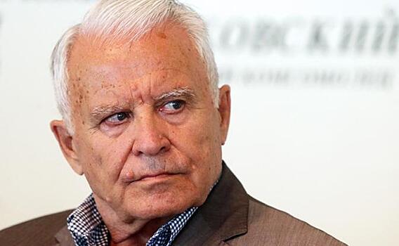 Заслуженный пилот Смирнов отреагировал на слова Алиханова о стоимости самолетов